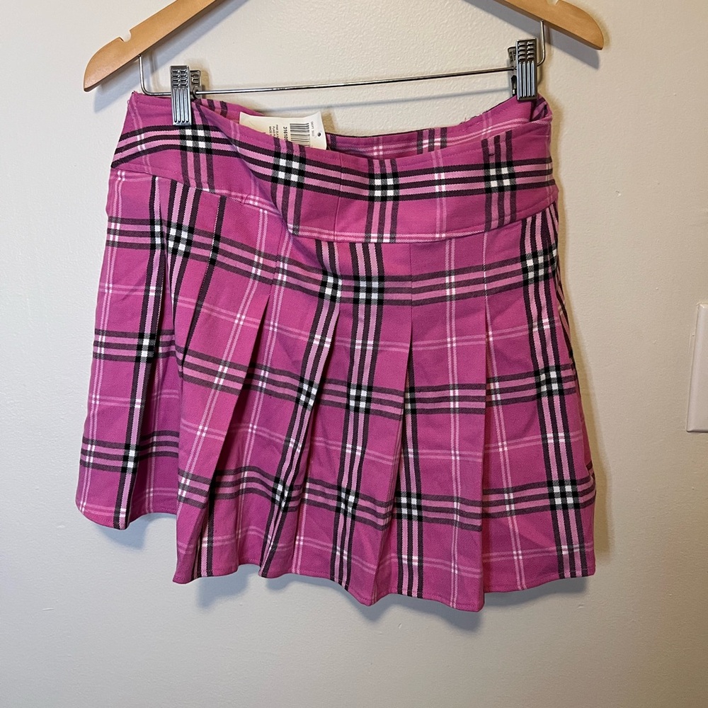 ⚡️⚡️$8 flash sale 😮👏
 Pink Plaid Circle Skirt with Belt - Picture 3 of 4